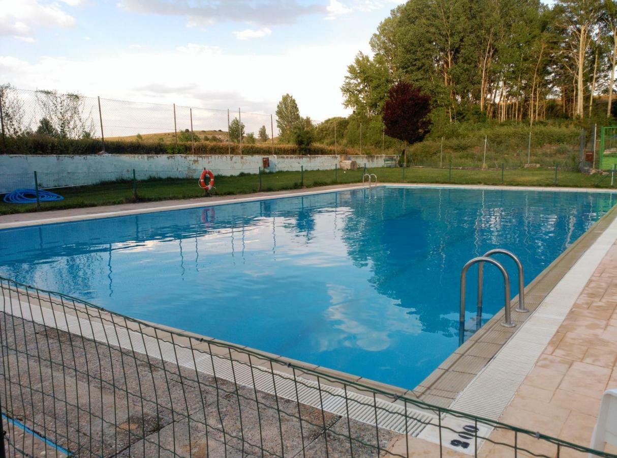 Apartamento Ribera Del Duero Reserva Тубилья-дель-Лаго Экстерьер фото